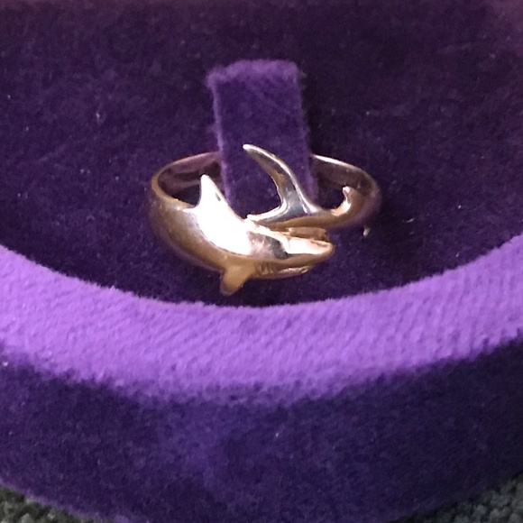 Gold Shark Ring - 14k solid yellow gold - size 8 - Picture 1 of 13
